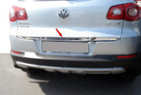 Volkswagen Tiguan 2007–2016 Nerezová lišta hrany kufra fotografia 9