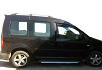 Volkswagen Caddy 2004–2010 Bočné nášľapy Allmond Grey (2 ks, hliník) fotografia 1