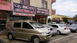 Hyundai H200, H1, Starex 1998–2007 Chrómované strešné lyžiny fotografia 2