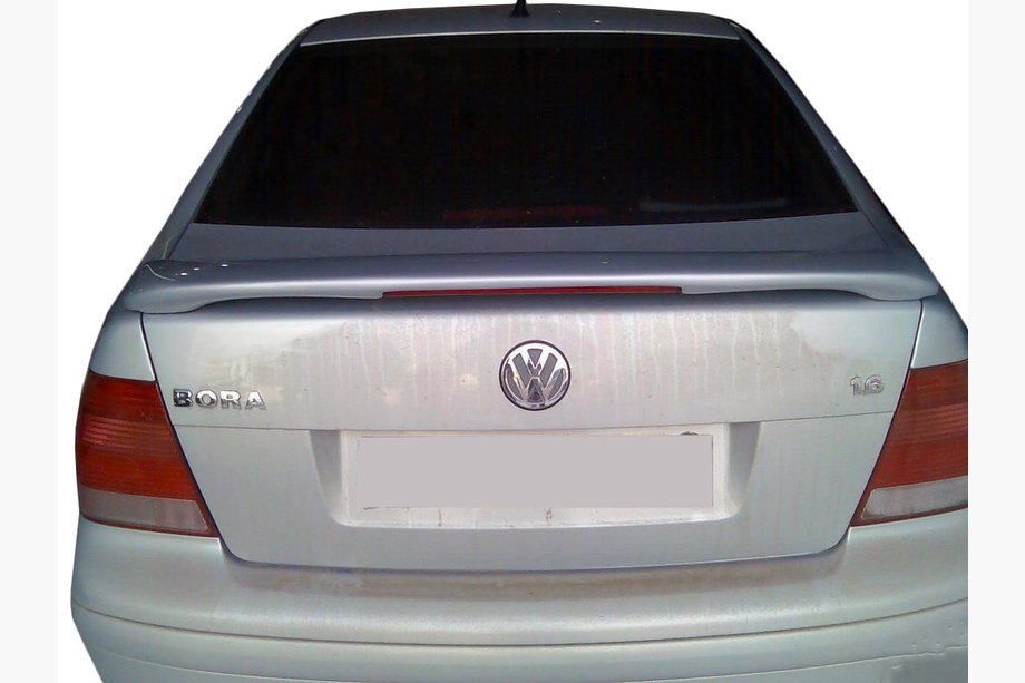 Volkswagen Bora 1998–2004 Spojler Isikli (na lakovanie) Image