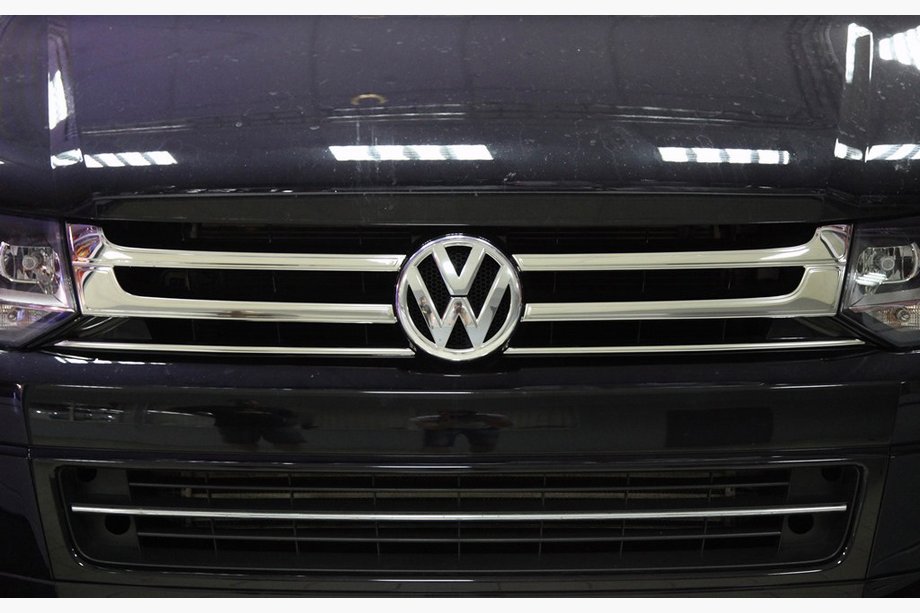Volkswagen T5 2010–2015 Kryty masky (Omsa, 4 ks, nerez) Image