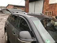 Volkswagen Touareg 2002–2010 Strešné lyžiny Skyport (matná sivá) fotografia 9