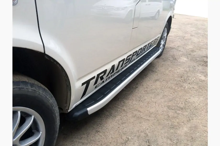 Volkswagen T6 2015–2024 Bočné prahy Fullmond (2 ks, hliník) Image