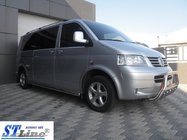 Volkswagen T5 Caravelle 2004–2010 Predný ochranný rám WT003 (nerez) 60 mm, s nápisom fotografia 3