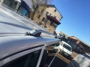 Volkswagen T5 2010–2015 Strešné lyžiny CROWN (matná sivá) fotografia 4