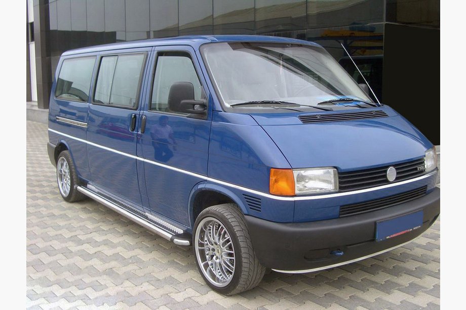 Volkswagen T4 Caravelle/Multivan 1990–2003 Bočné nášľapy KB002 d60 mm (2 ks, nerez) Image