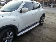 Nissan Juke 2010–2019 Bočné nášľapy WhiteLine (2 ks, hliník) fotografia 1