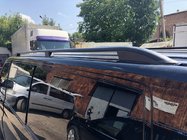 Volkswagen T5 Caravelle 2004–2010 Strešné lyžiny Skyport (čierne) Krátky rázvor fotografia 3