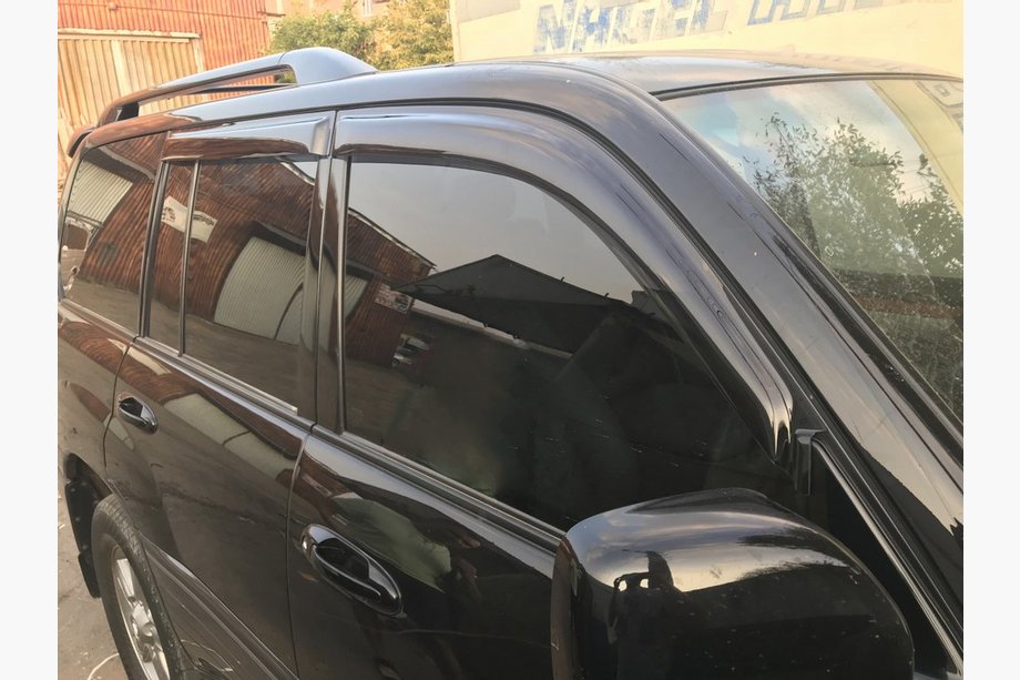 Toyota Land Cruiser 100 1998–2007 Okenné veterné deflektory (4 ks, Niken) Image