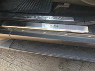 SsangYong Rexton I 2001–2017 Nerezové prahové lišty Nataniko (4 ks) Štandard – páska Lohmann, 0,5 mm fotografia 1