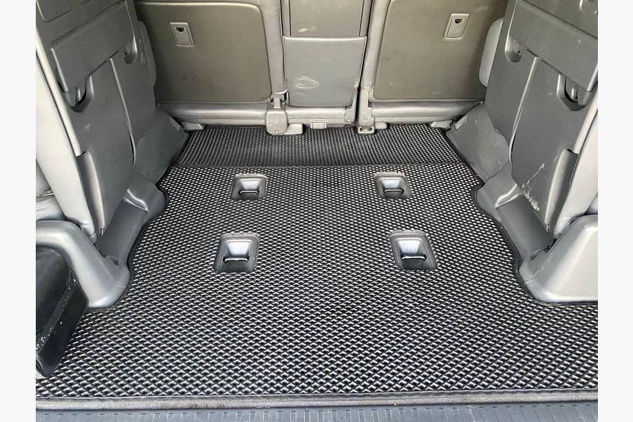 Lexus LX570/450d 2008–2022 Rohož do kufra, sada 2 ks (EVA, 7 miest, čierna) Image