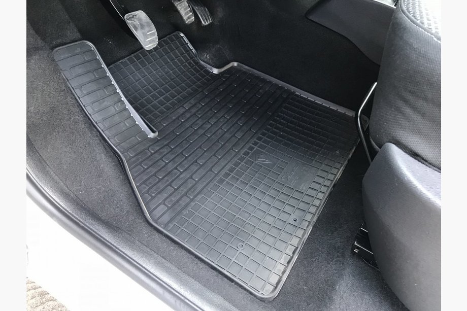 Renault Kangoo 2008–2020 Gumové rohože do interiéru (Stingray) Image