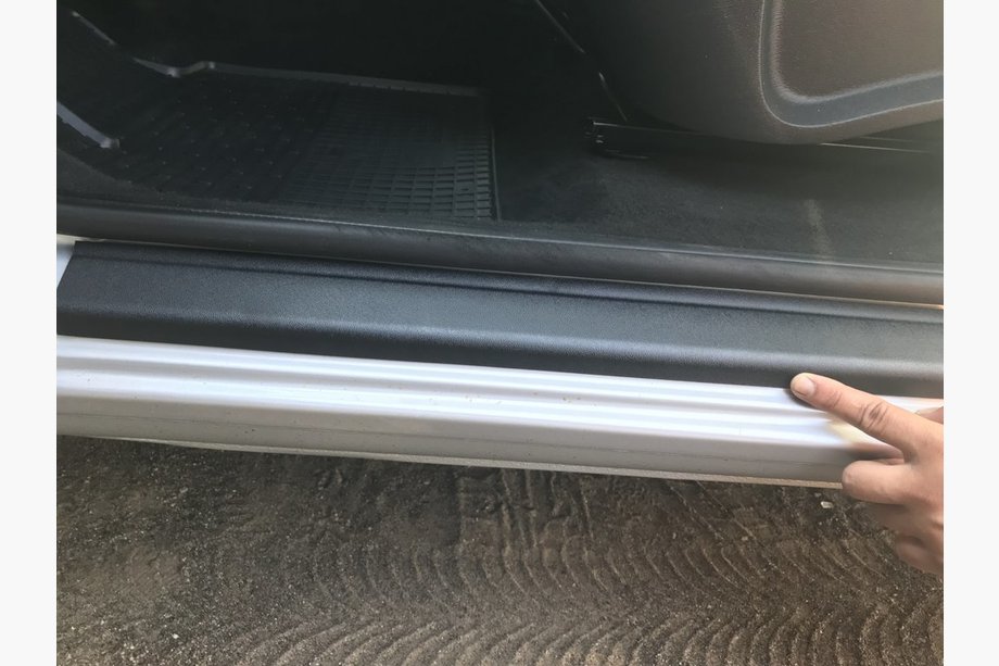 Mercedes Citan 2013–2021 Plastové prahové lišty DDU (2 ks) Fotografia 1