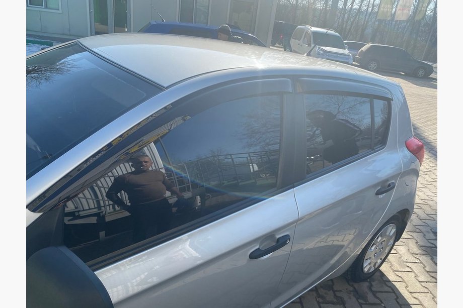 Hyundai I-20 2012–2014 Deflektory okien (4 ks, ANV) Image