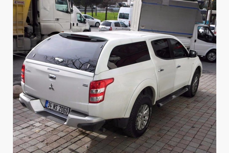 Mitsubishi L200 2015–2024 Strešná nadstavba (Canopy) Image