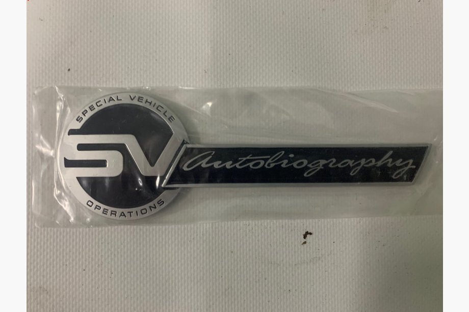 Range Rover Sport 2014–2022 Emblém Autobiography (typ 3) Image