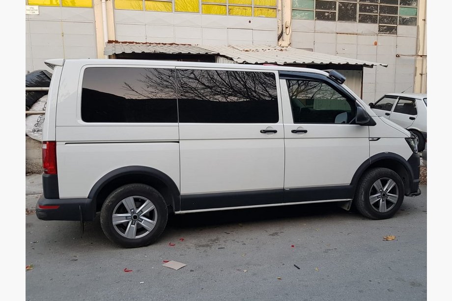 Volkswagen T5 Multivan 2003–2010 Sada líšt a lemov blatníkov (11 dielov) 1 dvere, krátky rázvor Fotografia 7