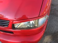 Volkswagen T4 Caravelle/Multivan 1990–2003 Mračítka na svetlá – šikmá kapota (2 ks) Lesklá čierna fotografia 1