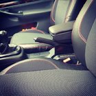 Audi A4 B5 1994–2001 Autopoťahy (koženka↗látka, Premium) fotografia 1