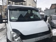 Iveco Daily 2006–2014 Slnečná clona na čelné sklo V1 (čierny lesk, 5 mm) fotografia 1