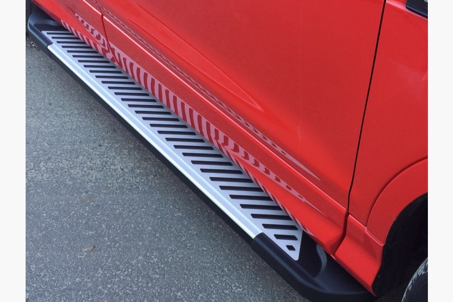 Skoda Karoq 2018– Bočné nášľapy Line (2 ks, hliník) Image