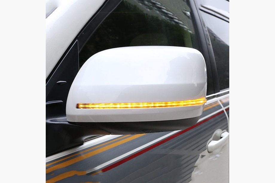 Toyota Land Cruiser 200 2007–2021 Kryty spätných zrkadiel (s LED smerovkou, štýl 2020) Image
