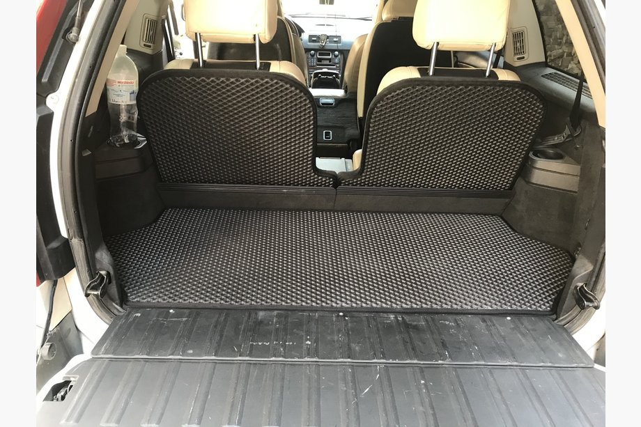 Volvo XC90 2002–2014 3-dielna rohož do kufra (EVA, čierna) Image
