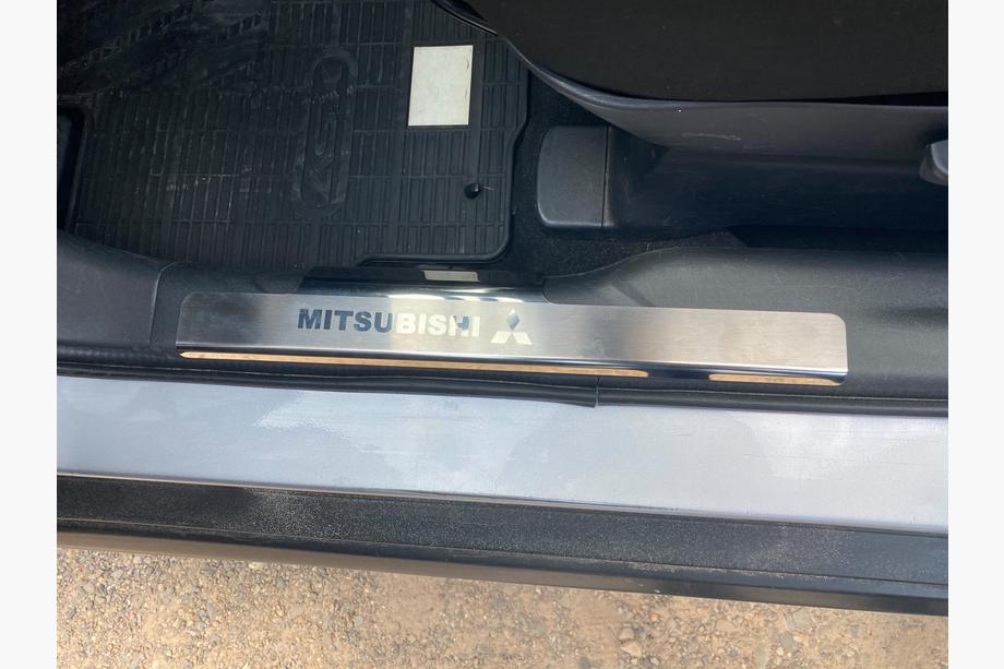 Mitsubishi ASX 2010–2023 Vnútorné kryty prahov Nataniko (2 ks, nerez) Image