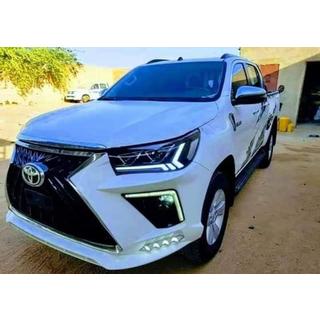 Predný nárazník Lexus-design V2 (pre 2015-2020) Toyota Hilux 2015– fotografia 1