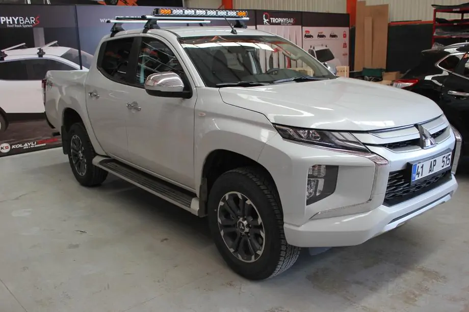 Fiat Fullback 2016– Priečniky na hladkú strechu (2 ks, Asaf V4) Image