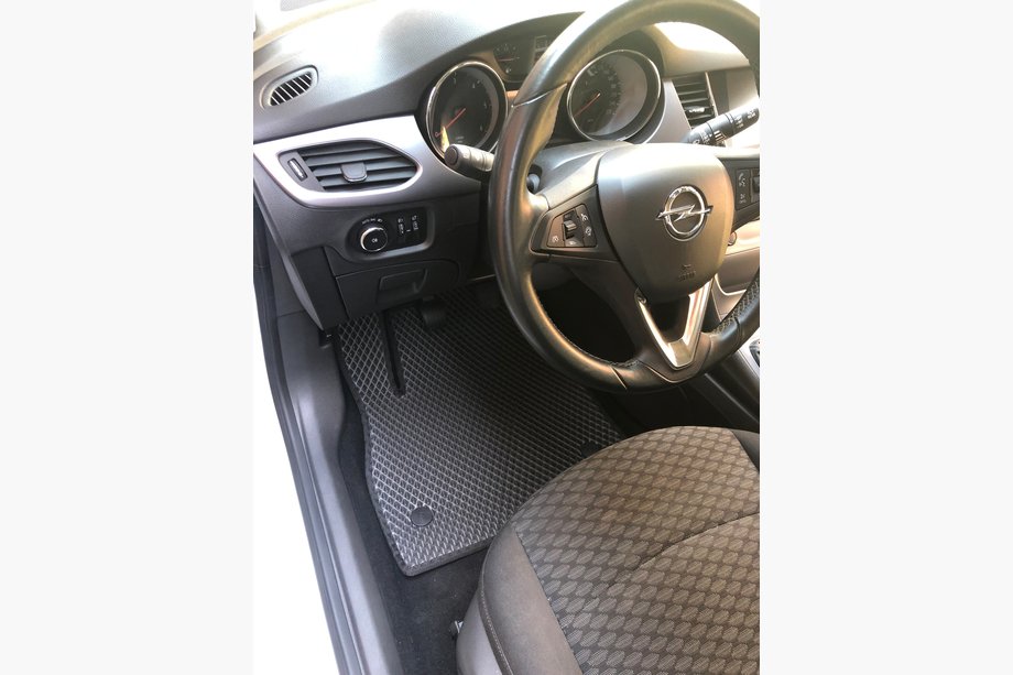 Opel Astra K 2016–2021 EVA autokoberce (čierne) Image