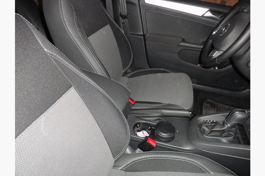 Volkswagen Jetta 2011–2018 Autopoťahy na sedadlá SoyuzAuto Premium Image