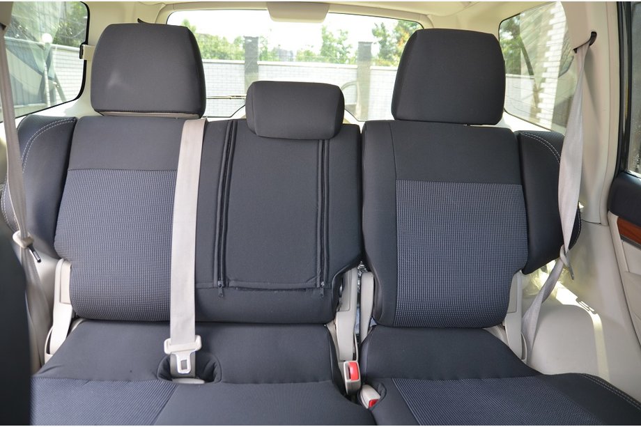 Mitsubishi Pajero Wagon III 1999–2006 Autopoťahy (koženka↗látka, Premium) Image