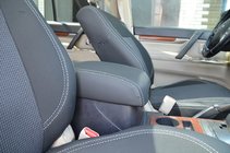 Mitsubishi Pajero Wagon III 1999–2006 Autopoťahy (koženka↗látka, Premium) fotografia 4
