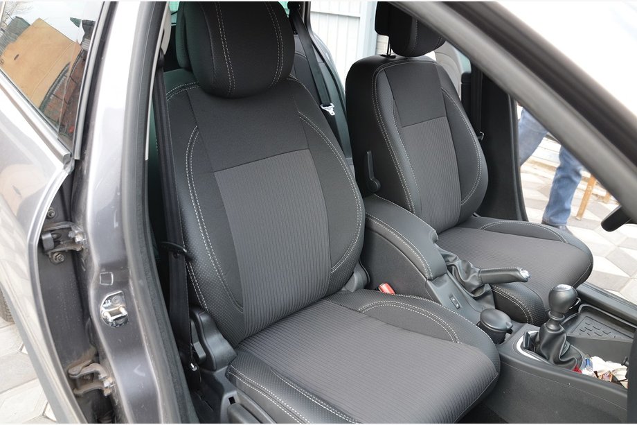 Renault Megane III 2009–2016 Autopoťahy na sedadlá (koženka + látka, Premium) Image