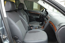 Skoda Octavia II A5 2006–2010 Autopoťahy (koženka↗látka, Premium) fotografia 4