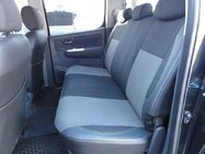Toyota Hilux 2006–2015 Prémiové poťahy na sedadlá (2013+) fotografia 4