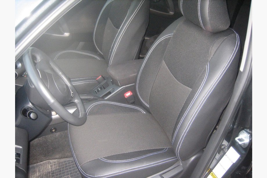 Toyota Rav 4 2006–2013 Autopoťahy (koženka↗látka, Premium) Image