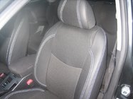 Toyota Rav 4 2006–2013 Autopoťahy (koženka↗látka, Premium) fotografia 2