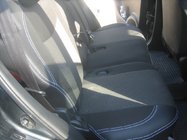 Toyota Rav 4 2006–2013 Autopoťahy (koženka↗látka, Premium) fotografia 4