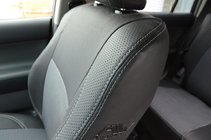 Toyota Land Cruiser Prado 150 2009–2023 Autopoťahy na sedadlá (eko koža + látka, Premium) fotografia 5