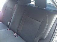 Toyota Corolla 2013–2019 Autopoťahy (koženka↗látka, Premium) fotografia 4