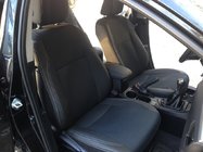 Toyota Corolla 2013–2019 Autopoťahy (koženka↗látka, Premium) fotografia 3