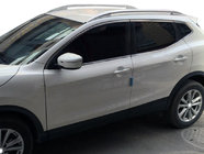 Nissan Qashqai 2014–2021 Originálne strešné lyžiny fotografia 1