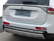 Mitsubishi Outlander 2012–2021 Zadný difúzor (2013-2015) fotografia 1