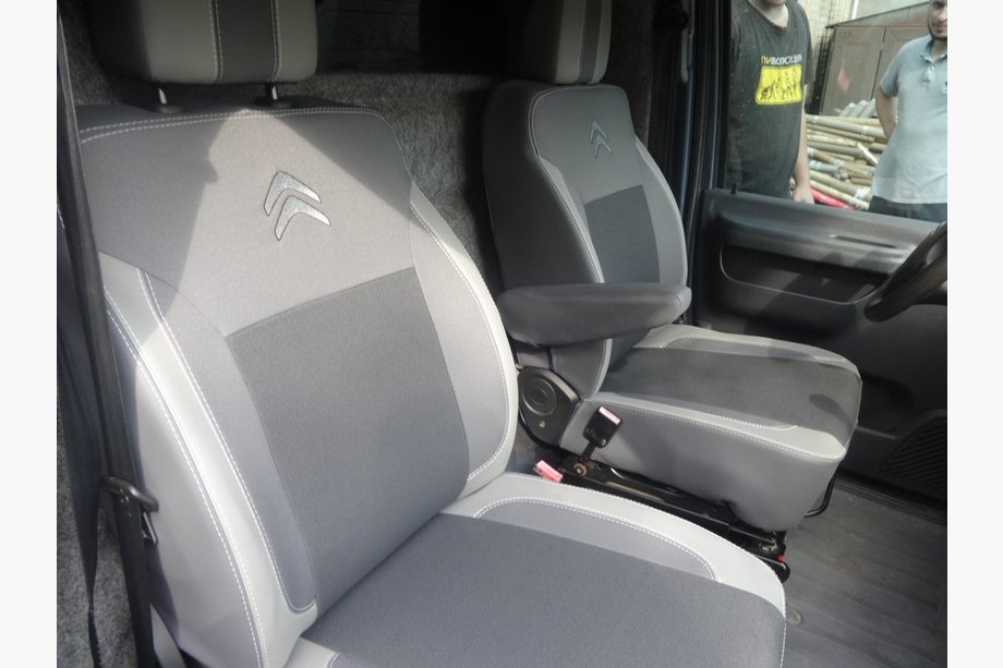 Citroen Jumpy 2007–2017 Autopoťahy (koženka↗látka, Premium) Image