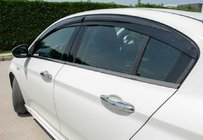 Fiat Tipo 2016– Spodné okenné lišty, tmavý chróm (nerez) Sedan/Hečbek (4 ks) fotografia 1