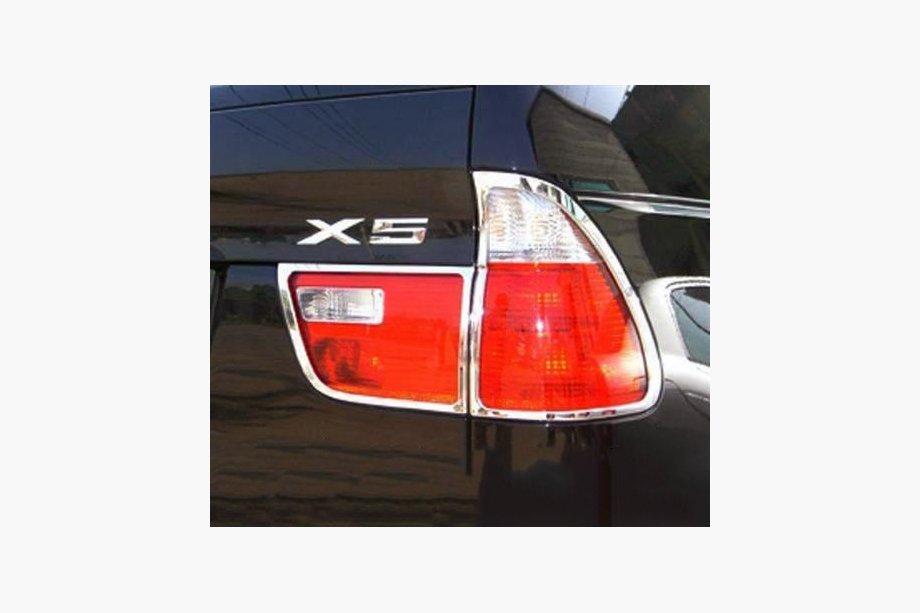 BMW X5 E53 1999–2006 Chrómové kryty zadných svetiel (plast) Image