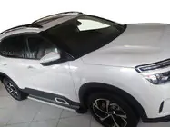 Peugeot 3008 2016–2023 Bočné nášľapy Maya V2 (2 ks, hliník) fotografia 1