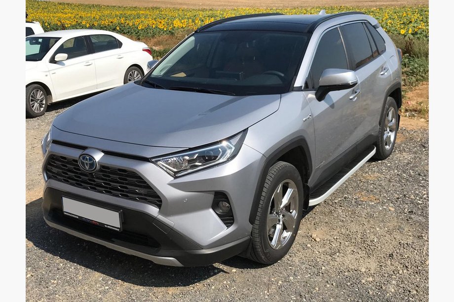 Toyota Rav 4 2019–2025 Bočné nášľapy Tayga Grey (2 ks, hliník) Image